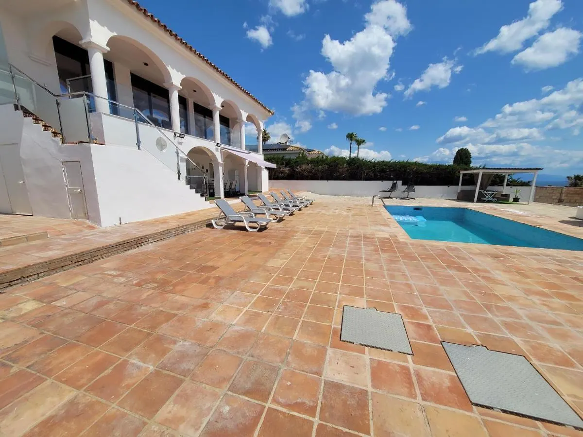 Luxury Apartments Sea Views With Pool Manilva