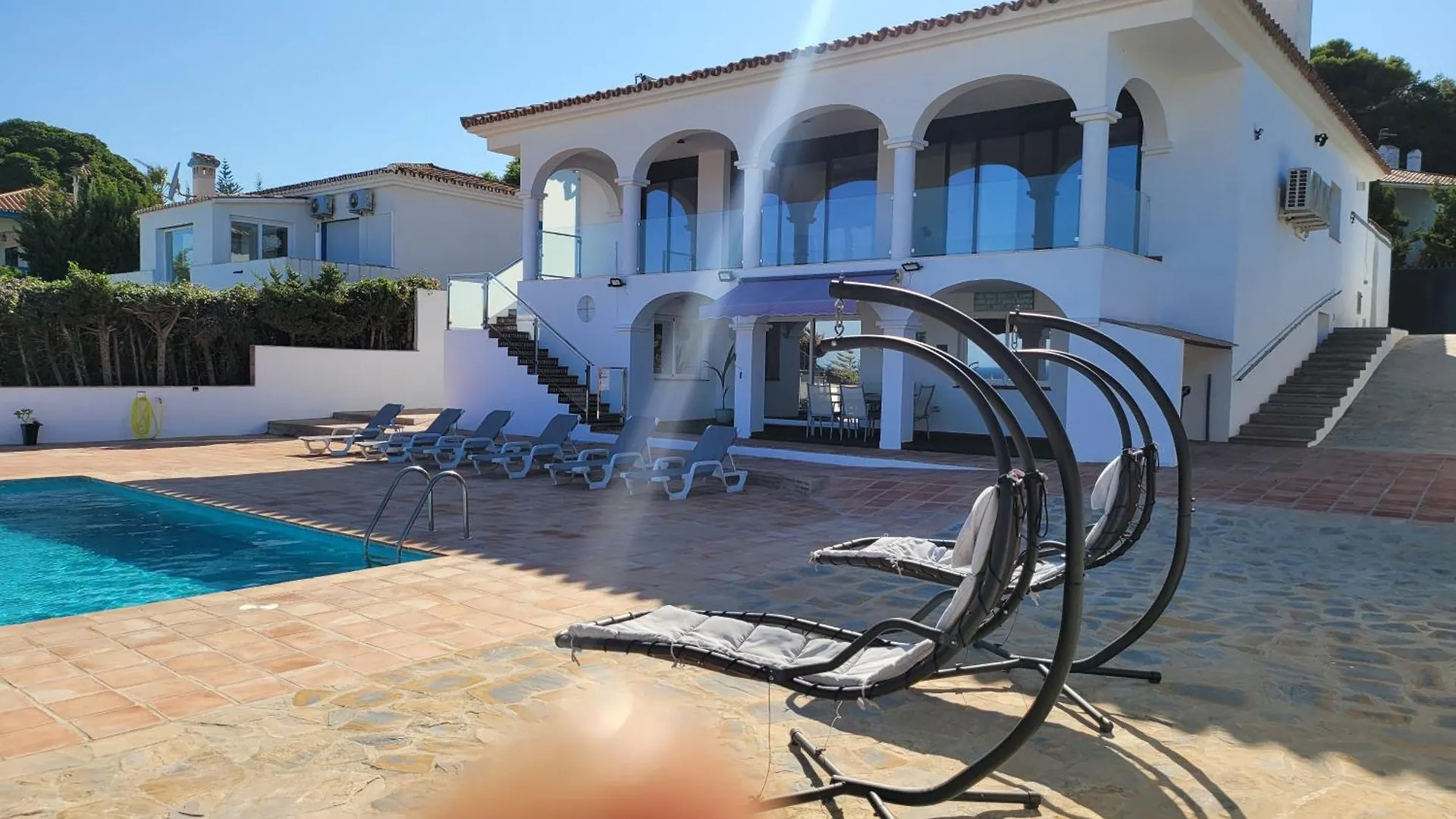 Luxury Apartments Sea Views With Pool Манилва